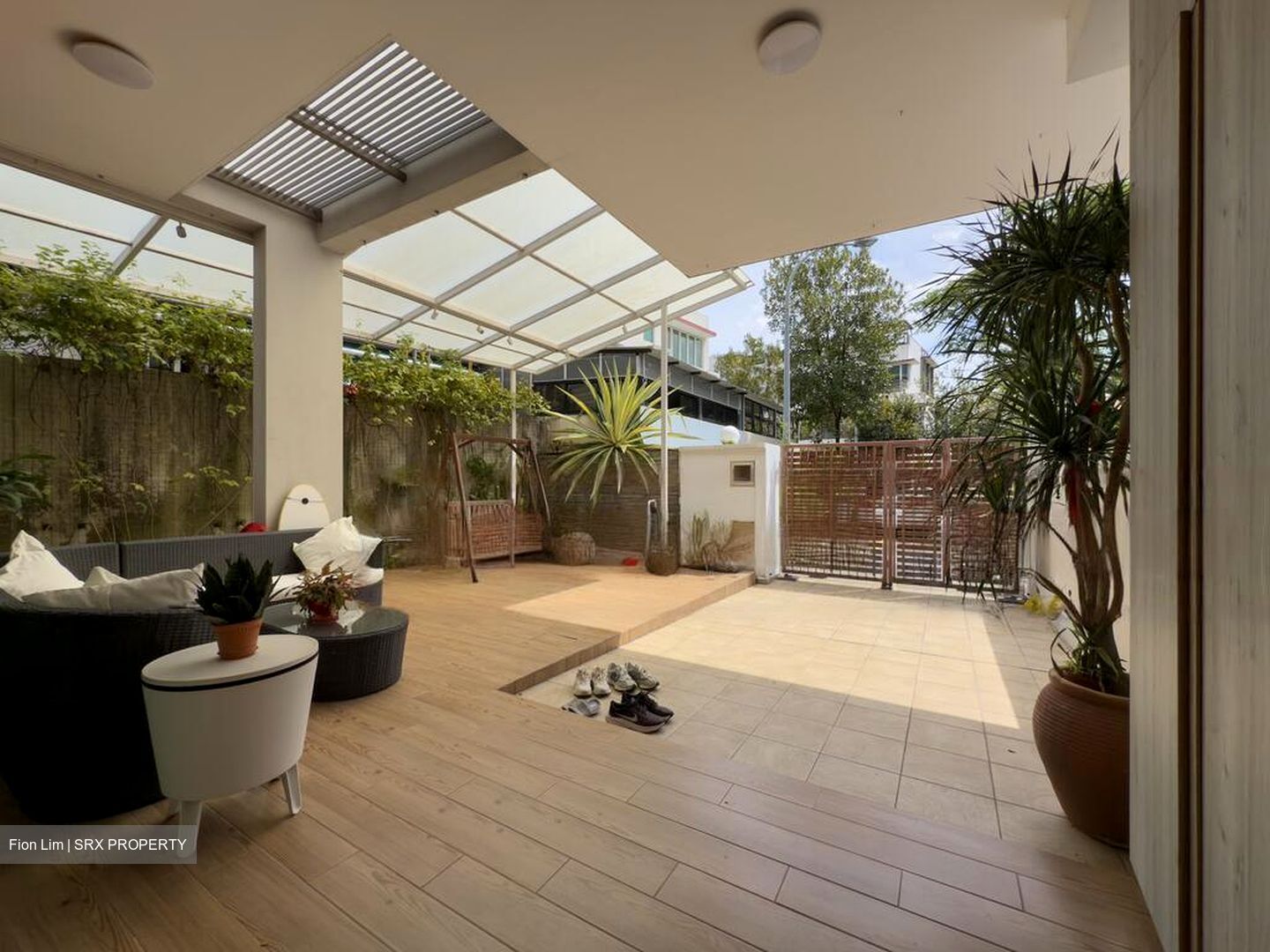 Mimosa Terrace (D28), Terrace #446697691